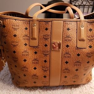 MCM Reversible Liz Medium Size Handbag